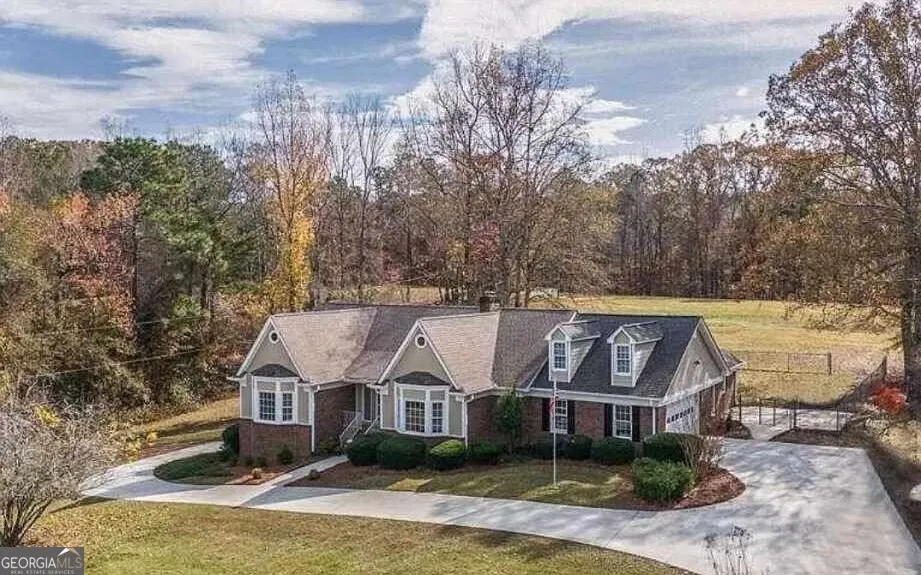 252 Moore ST Whitesburg, GA 30185