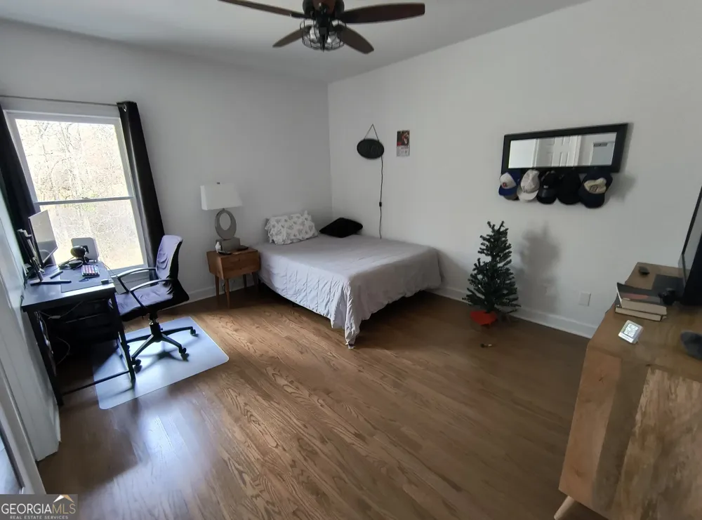 252 Moore ST Whitesburg, GA 30185