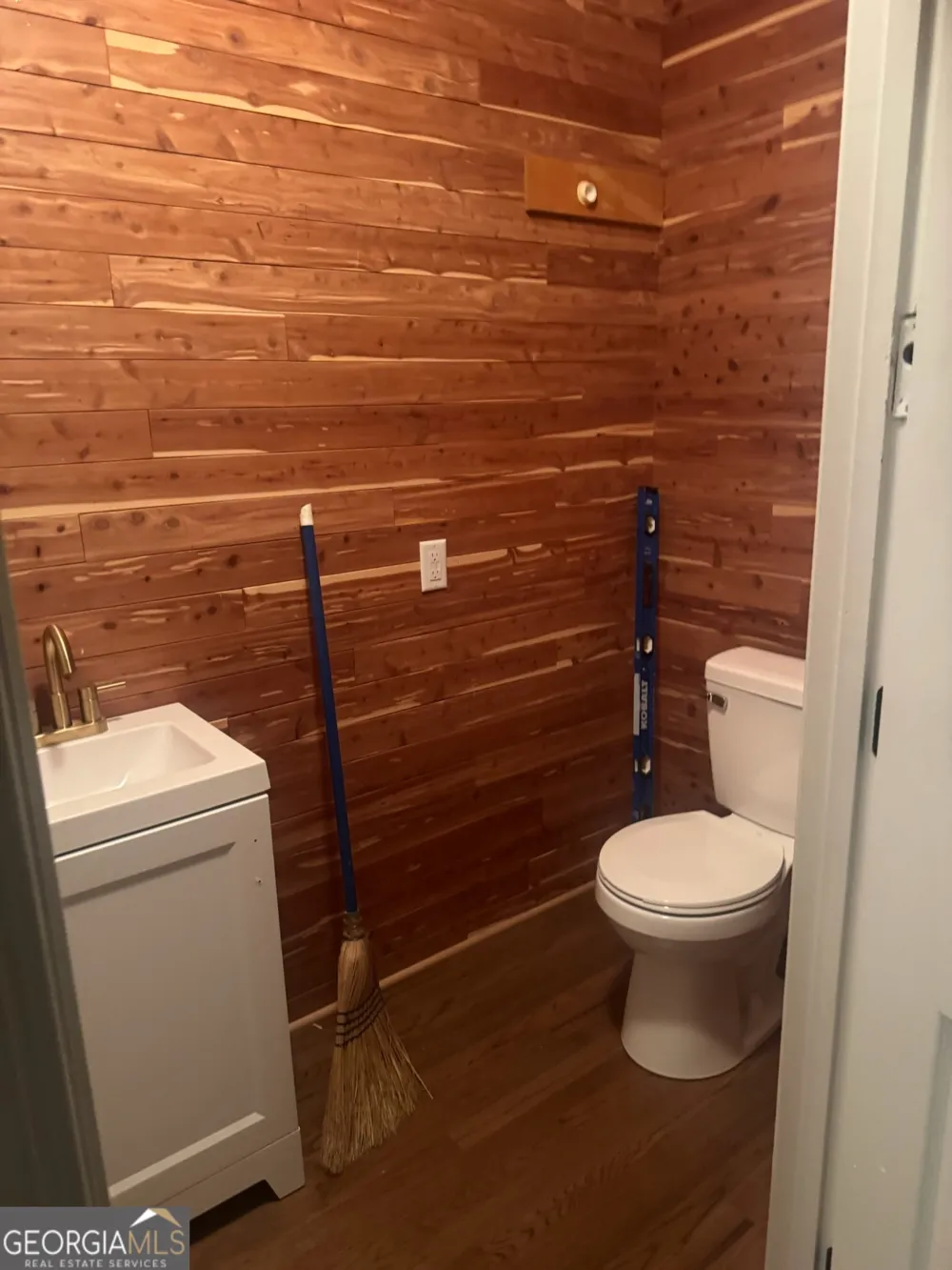 252 Moore ST Whitesburg, GA 30185
