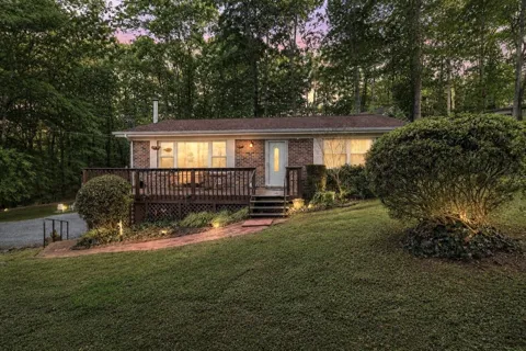 310 Scenic Drive
