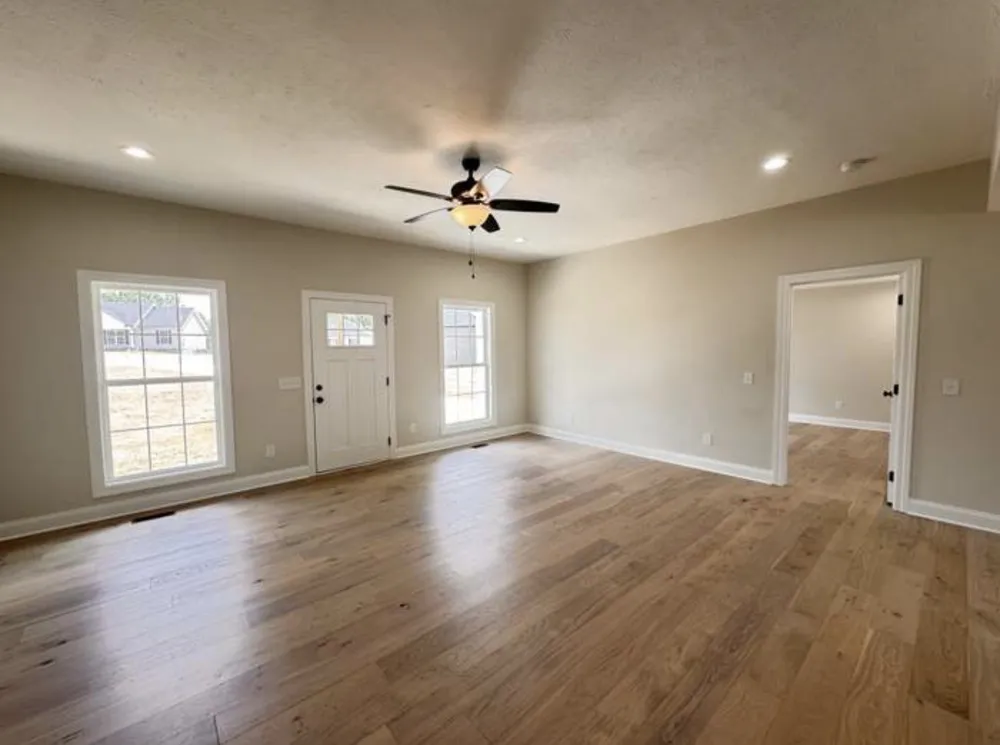 329 Fairview Dr Hopkinsville, KY 42240
