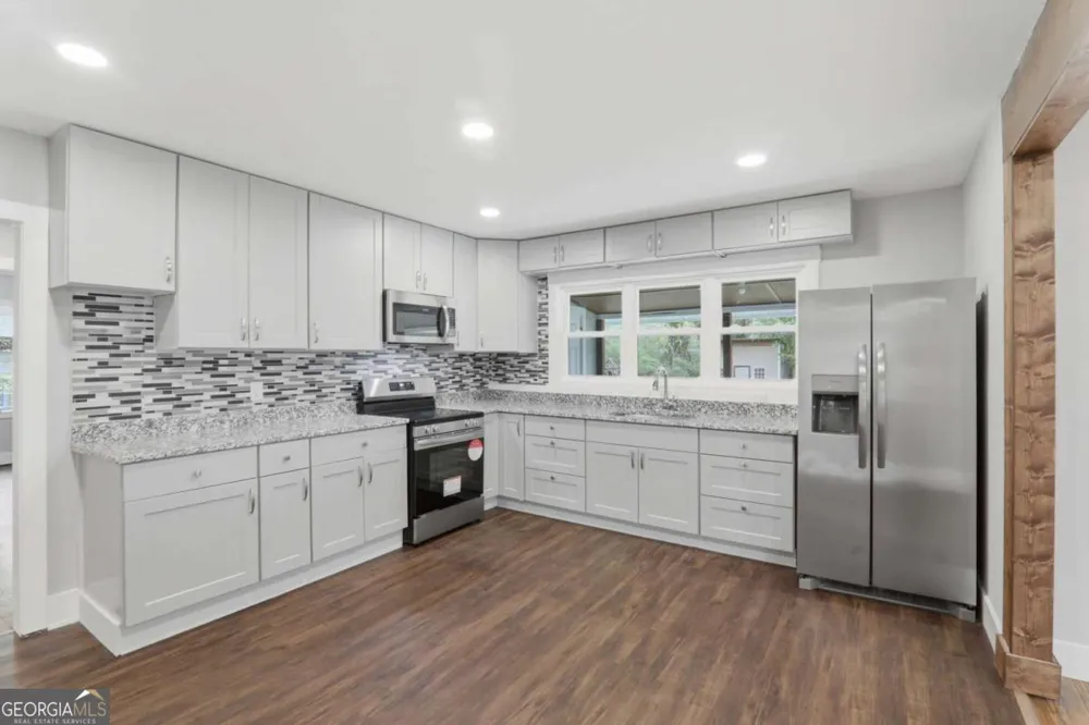 6538 N Sweetwater RD Lithia Springs, GA 30122