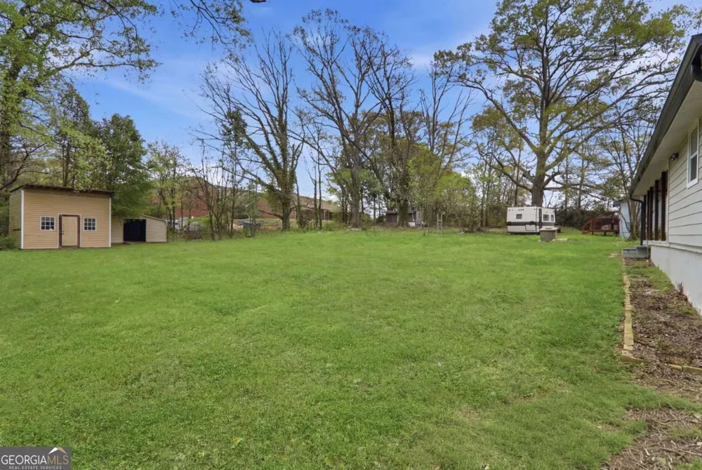 6538 N Sweetwater RD Lithia Springs, GA 30122