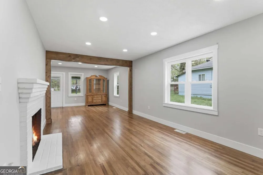 6538 N Sweetwater RD Lithia Springs, GA 30122