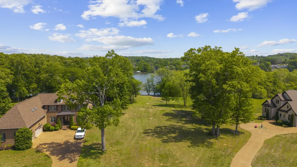1004 Stonebrook Cv Lebanon, TN 37087