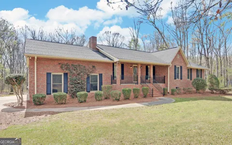 197 Woodland WAY