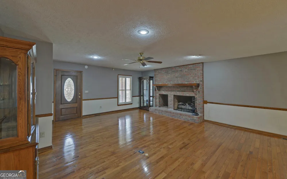 197 Woodland WAY Dewy Rose, GA 30634