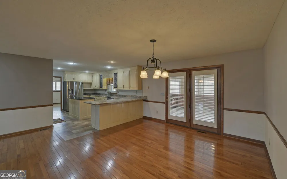 197 Woodland WAY Dewy Rose, GA 30634