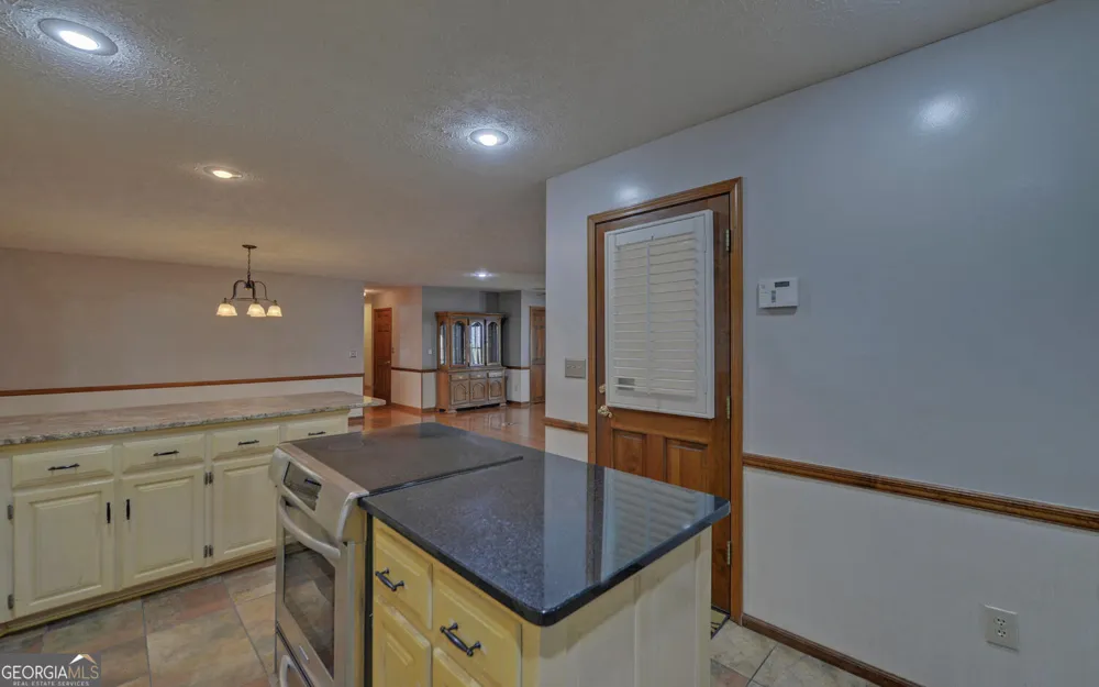 197 Woodland WAY Dewy Rose, GA 30634