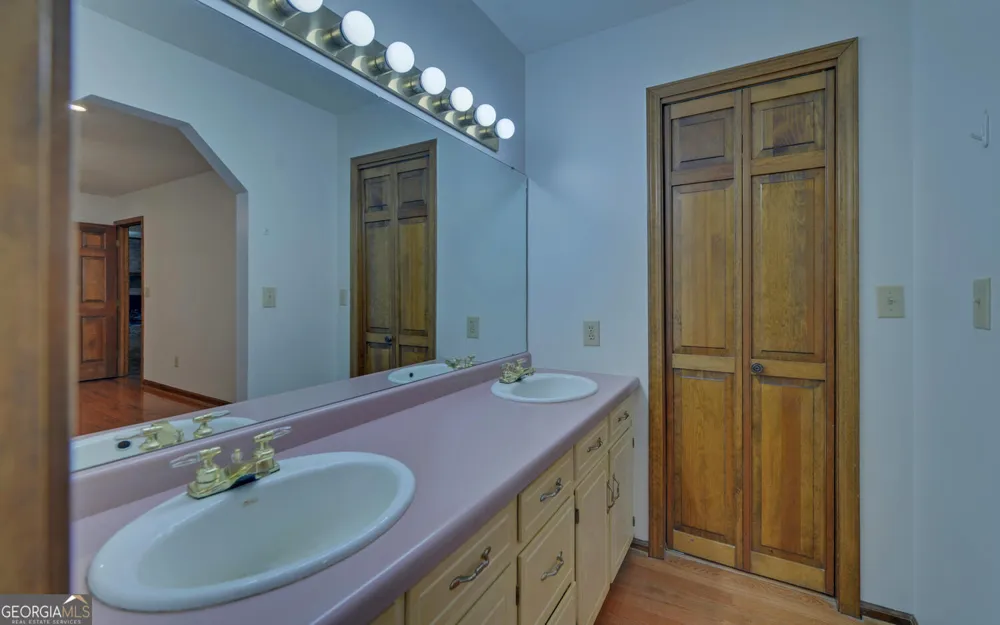 197 Woodland WAY Dewy Rose, GA 30634