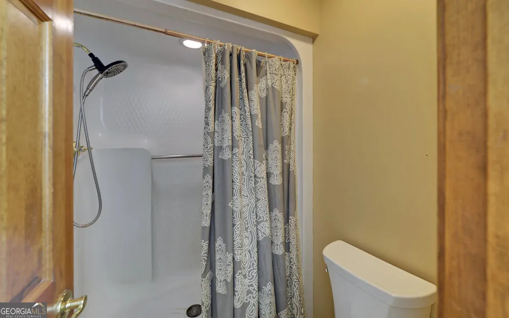 197 Woodland WAY Dewy Rose, GA 30634