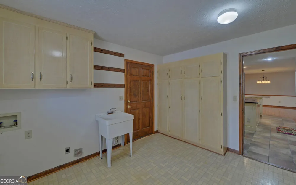 197 Woodland WAY Dewy Rose, GA 30634