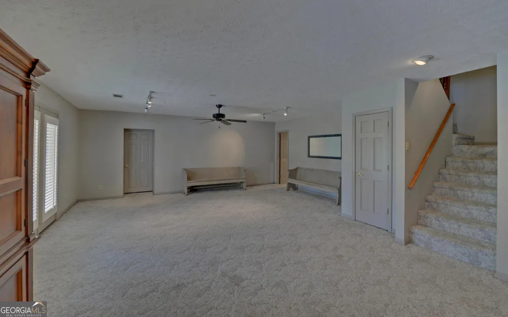 197 Woodland WAY Dewy Rose, GA 30634