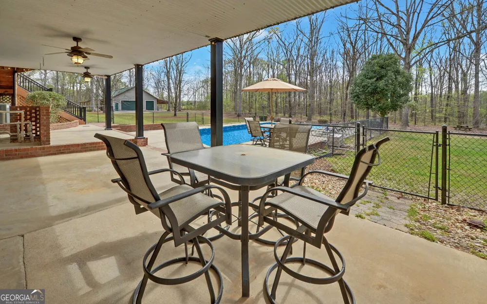 197 Woodland WAY Dewy Rose, GA 30634