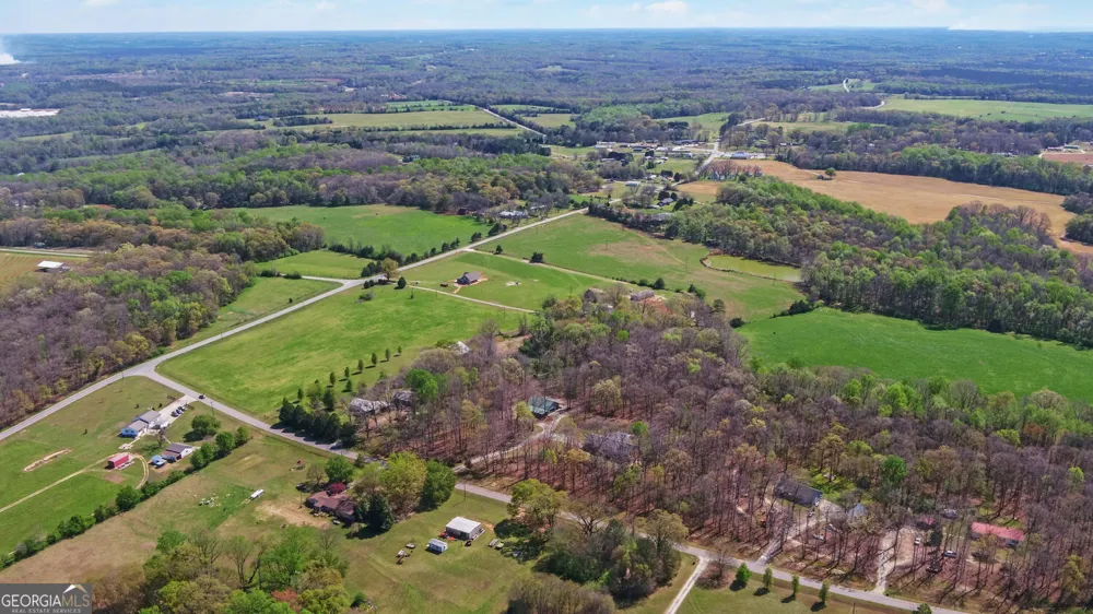 197 Woodland WAY Dewy Rose, GA 30634