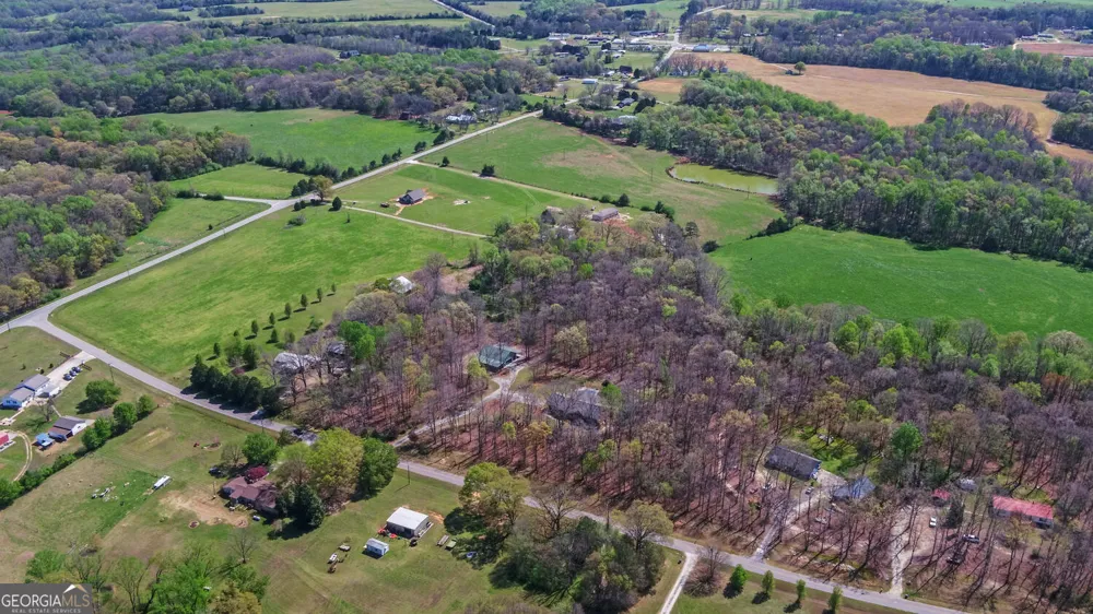 197 Woodland WAY Dewy Rose, GA 30634