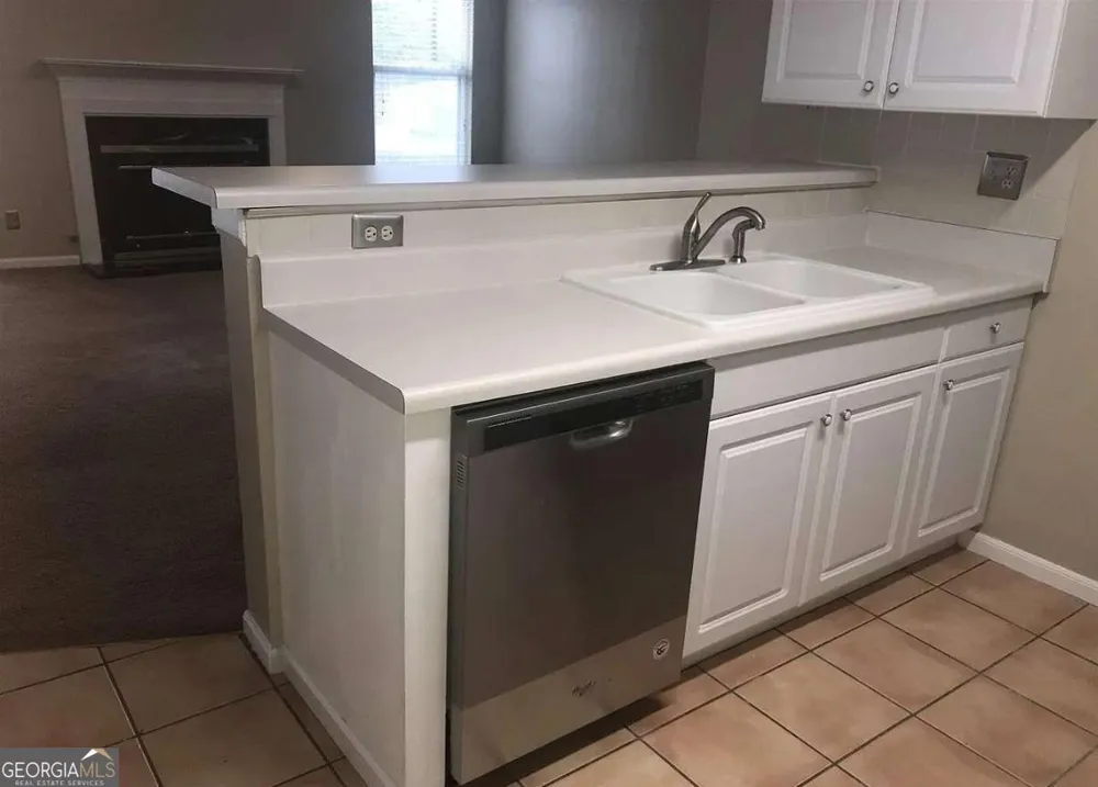 4241 Parkview CT Stone Mountain, GA 30083