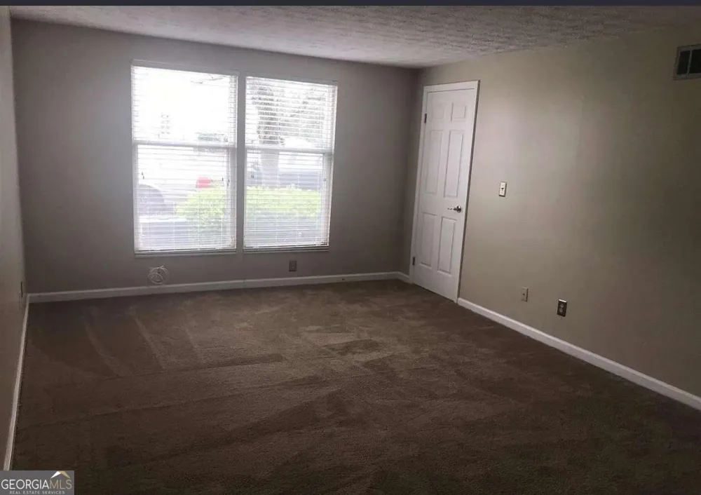 4241 Parkview CT Stone Mountain, GA 30083