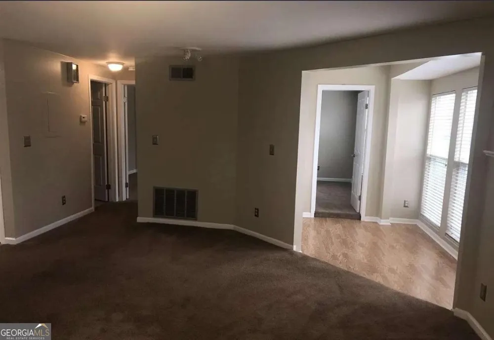 4241 Parkview CT Stone Mountain, GA 30083