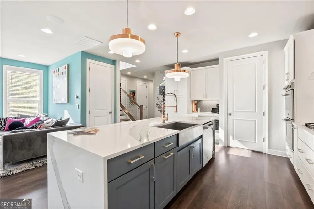 1002 Towneship WAY Roswell, GA 30075