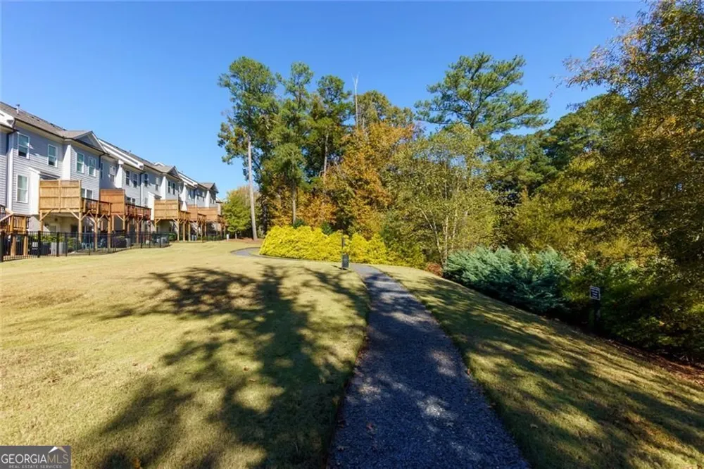 1002 Towneship WAY Roswell, GA 30075