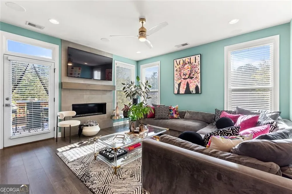 1002 Towneship WAY Roswell, GA 30075