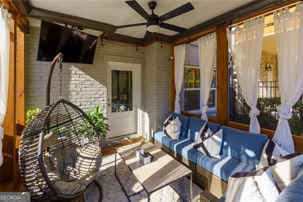 1002 Towneship WAY Roswell, GA 30075