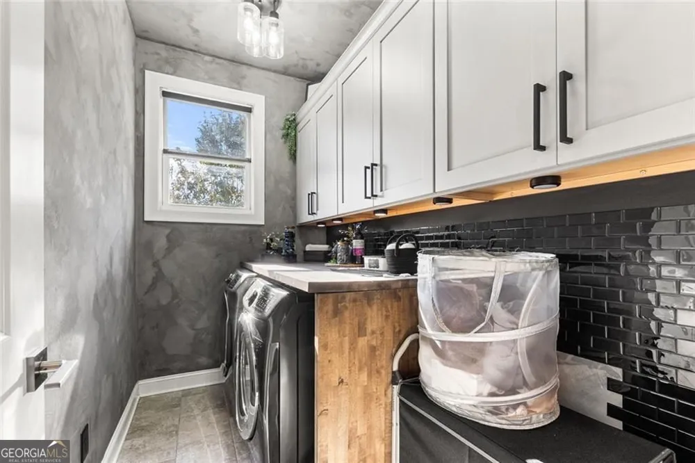 1002 Towneship WAY Roswell, GA 30075