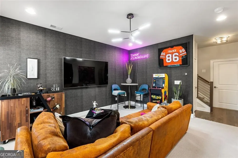 1002 Towneship WAY Roswell, GA 30075
