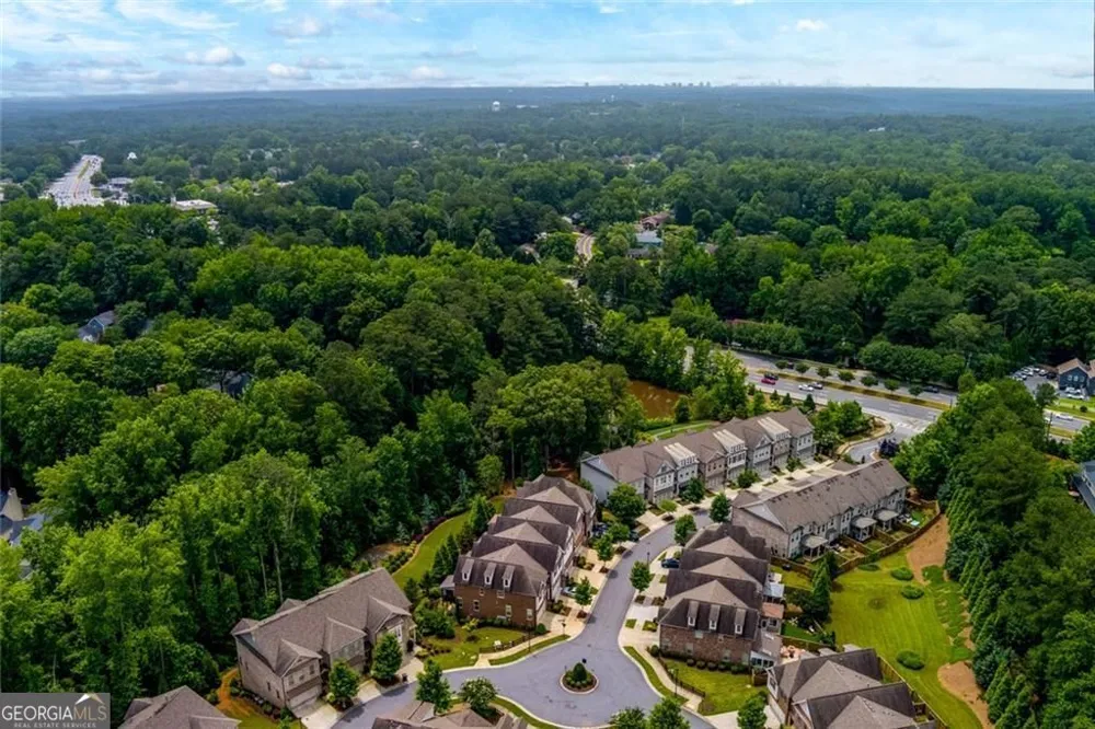 1002 Towneship WAY Roswell, GA 30075