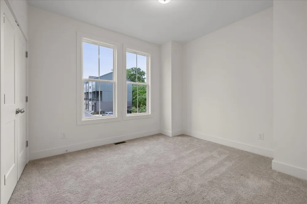 724 Belletrace Circle #137 Chattanooga, TN 37405