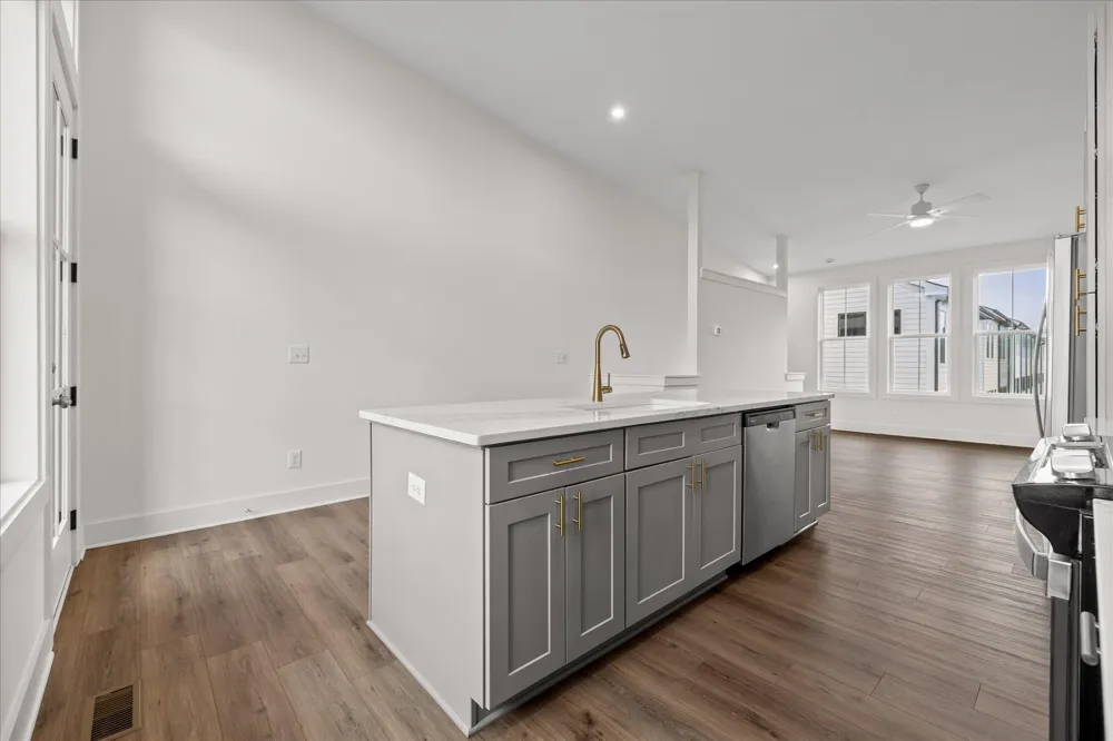 724 Belletrace Circle #137 Chattanooga, TN 37405