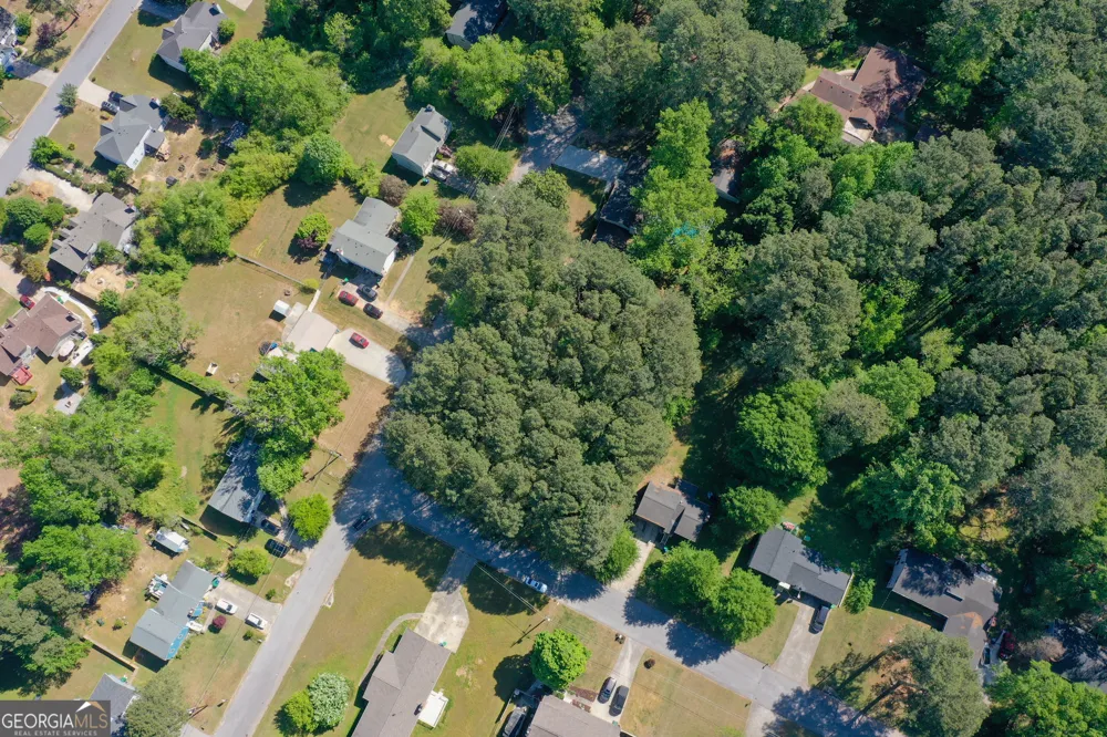 1250 Halter LN Lithonia, GA 30058