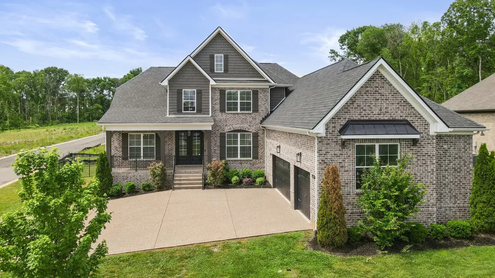 400 Millstone Pl Lebanon, TN 37087