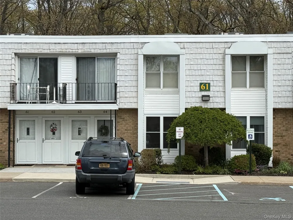 61 Rocky Point Yaphank Road #61 Rocky Point, NY 11778