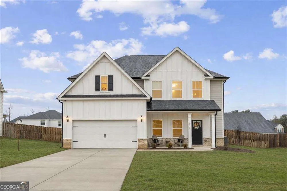 706 Lindsey Brooke TRCE Bonaire, GA 31005