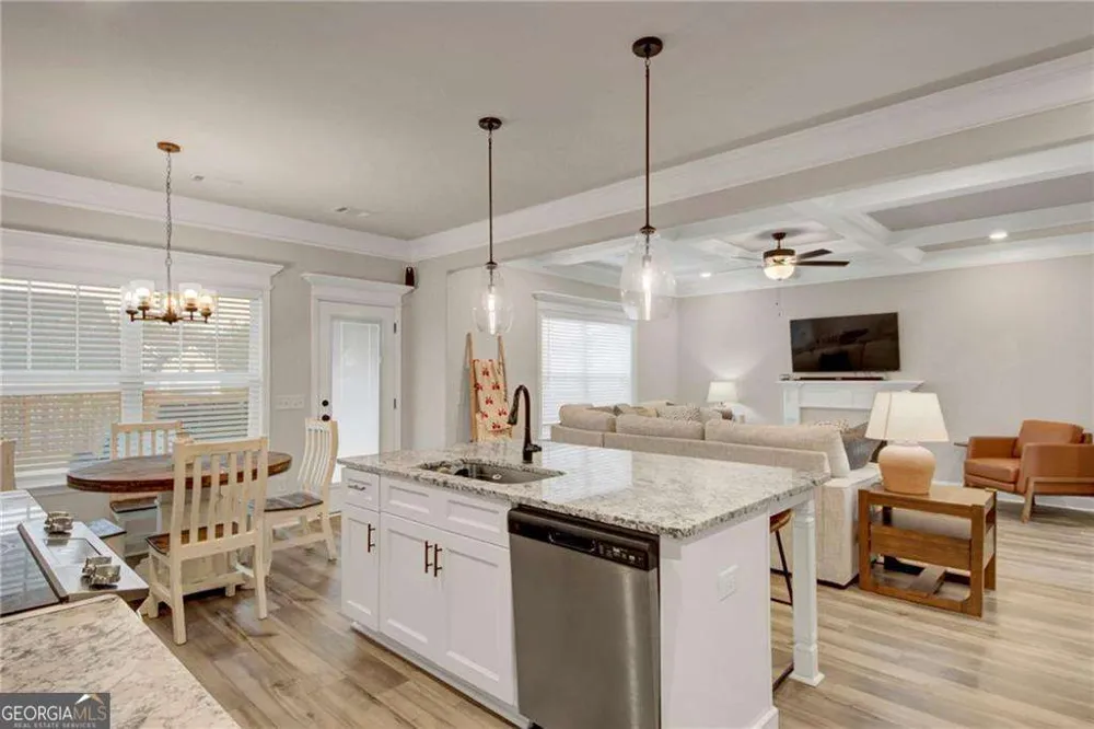 706 Lindsey Brooke TRCE Bonaire, GA 31005