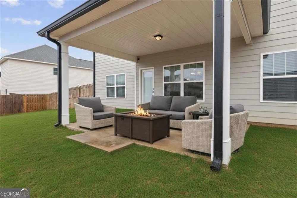 706 Lindsey Brooke TRCE Bonaire, GA 31005