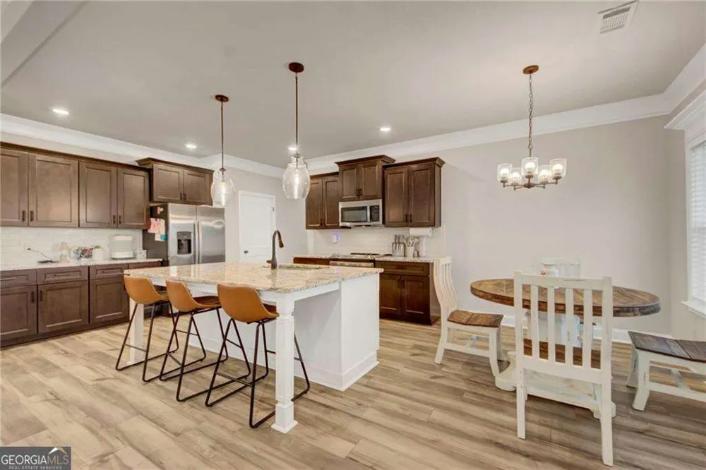 706 Lindsey Brooke TRCE Bonaire, GA 31005