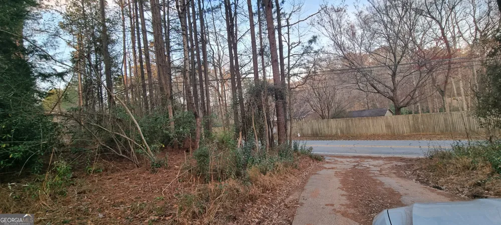 1054 Roscoe RD Newnan, GA 30263
