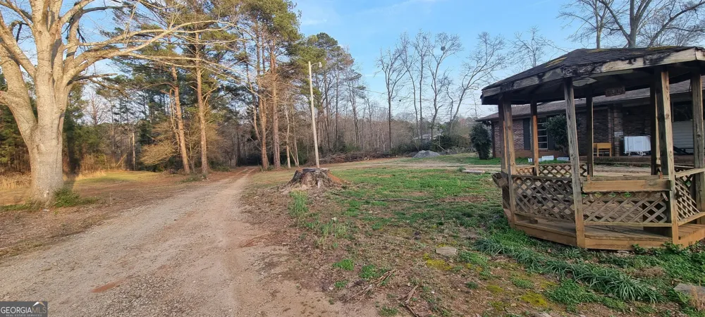 1054 Roscoe RD Newnan, GA 30263