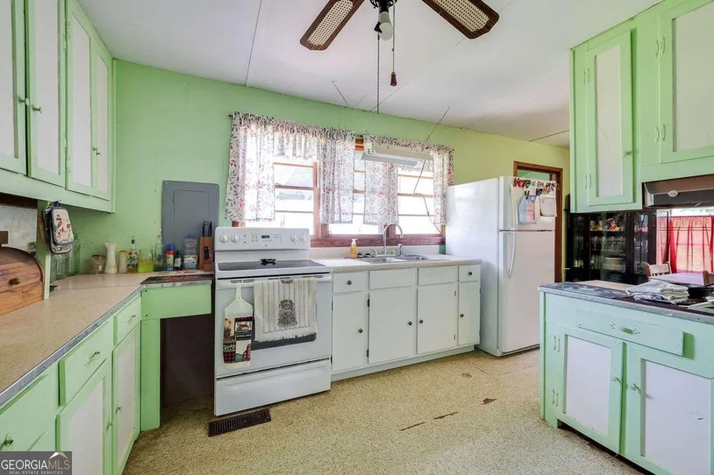 410 Newton RD Guyton, GA 31312