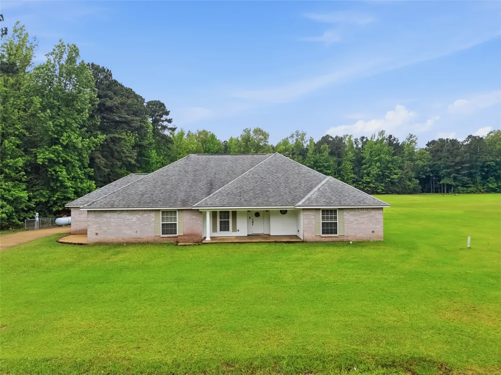 561 Wells Road Haughton, LA 71037