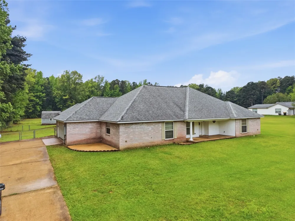 561 Wells Road Haughton, LA 71037