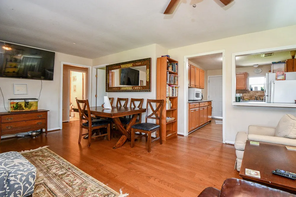 2206 Hartwick Road Houston, TX 77093