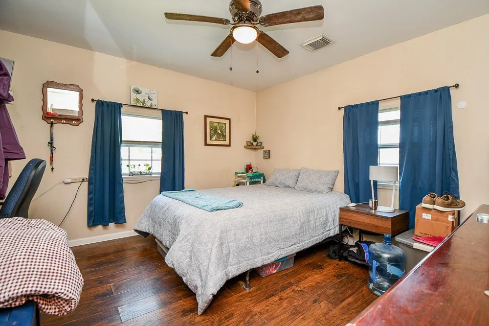 2206 Hartwick Road Houston, TX 77093