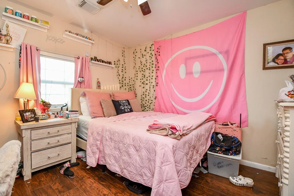 2206 Hartwick Road Houston, TX 77093