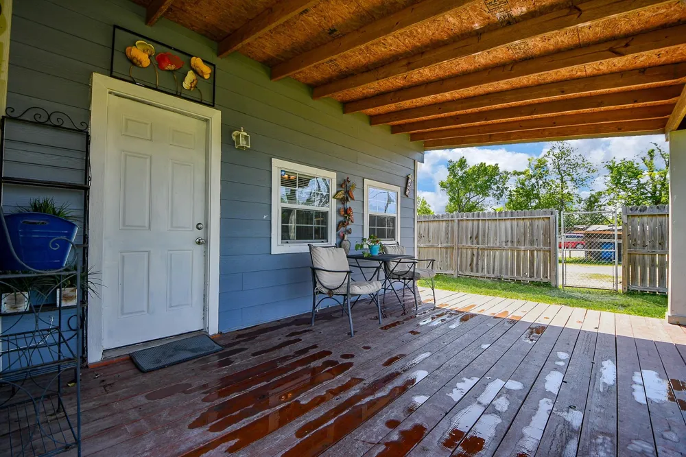 2206 Hartwick Road Houston, TX 77093