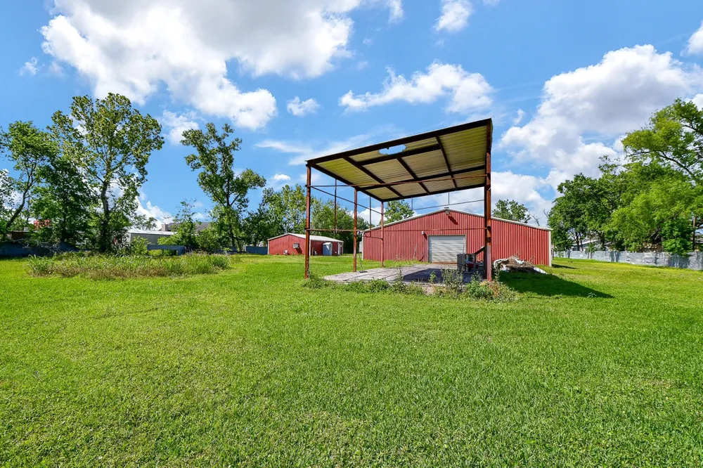 2206 Hartwick Road Houston, TX 77093