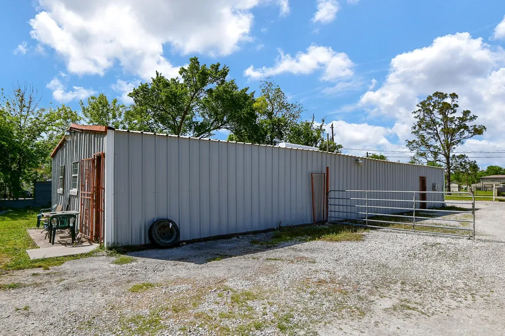 2206 Hartwick Road Houston, TX 77093